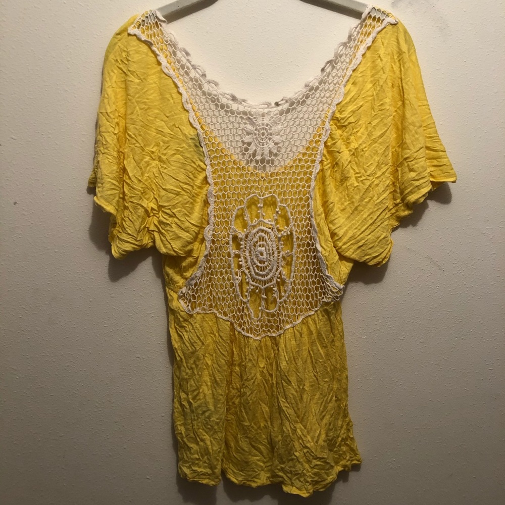 Rue21 Yellow & White Shirt